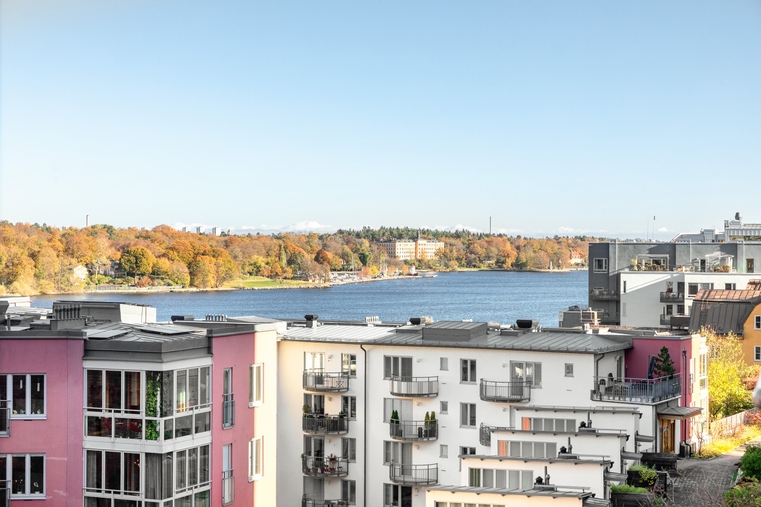 MED4B2C092504C94B1ABC621BEE7E9D2B24 Sjökvarnsbacken 4