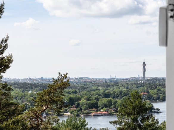 Landåvägen 16