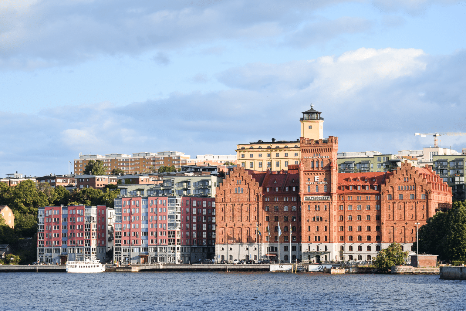 MEDF7E4D859870240D883DBF8B8B57298EE Saltsjöqvarns Kaj 31